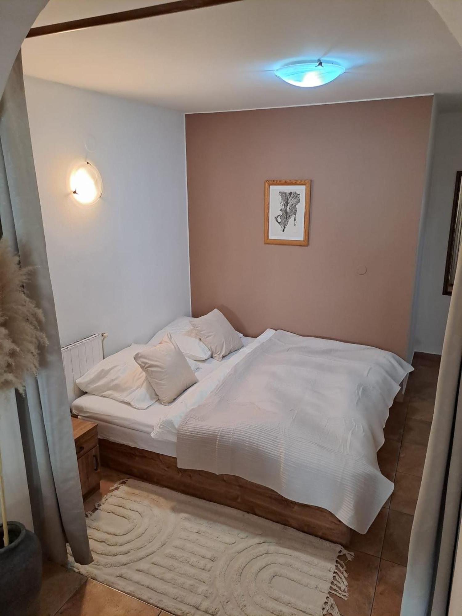 Apartman Romana Postorna Экстерьер фото