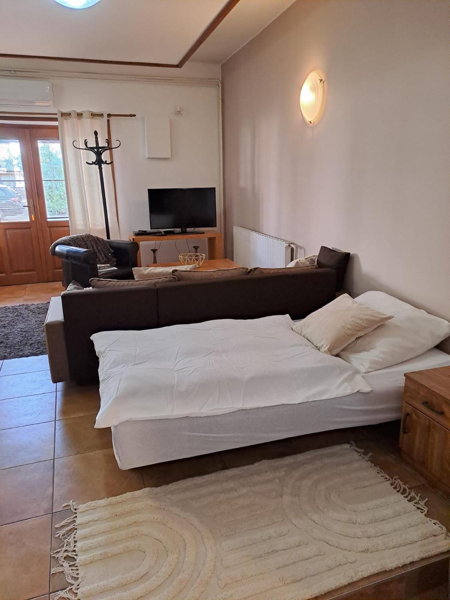 Apartman Romana Postorna Экстерьер фото